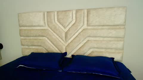 Snapshot of rebeca_williams_ chatting on February 21, 4:40 am Rebeca Williams online show from February 21, 4:40 am