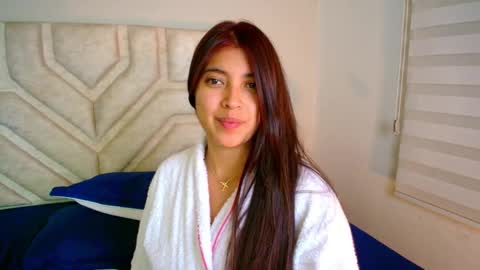 Snapshot of rebeca_williams_ chatting on March 5, 4:45 am Rebeca Williams online show from March 5, 4:45 am