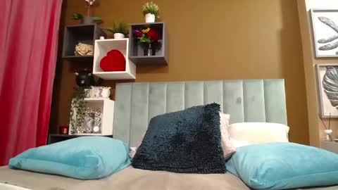 Snapshot of rebecablackx chatting on February 11, 8:05 am rebecablackx online show from February 11, 8:05 am