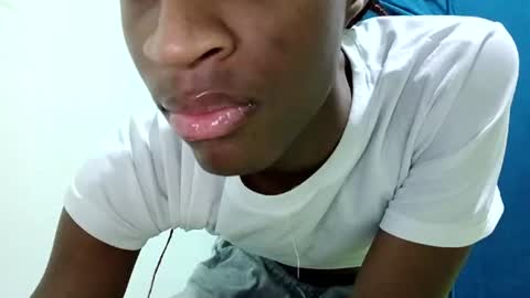 Tu mami Rebecca online show from June 12, 2:54 am