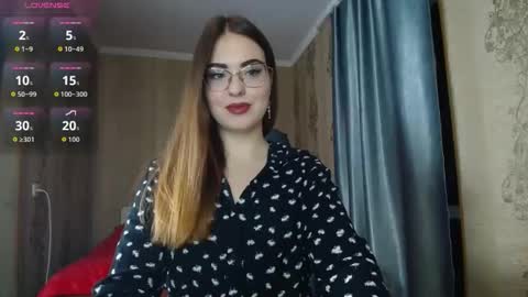 Snapshot of rebecca_ccaa chatting on February 21, 6:31 pm Rebecca online show from February 21, 6:31 pm