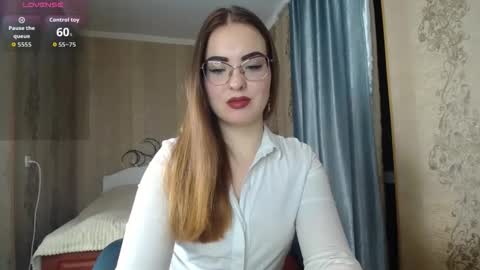 Snapshot of rebecca_ccaa chatting on February 24, 3:54 pm Rebecca online show from February 24, 3:54 pm