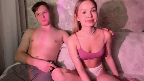 rebecca_david online show from March 5, 7:32 pm