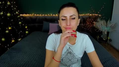 rebecca_diamonds online show from January 12, 3:14 pm