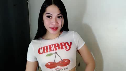 Snapshot of rebecca_slutt chatting on October 12, 6:23 am its me asian rebecca online show from October 12, 6:23 am