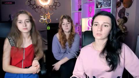 rebecca_smile_ online show from October 15, 7:03 pm