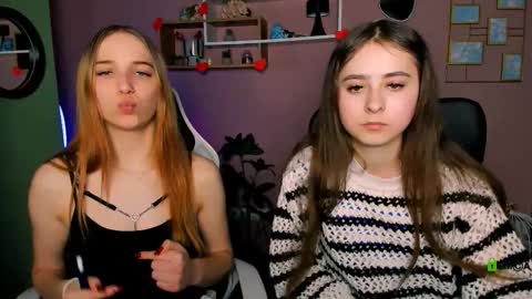 rebecca_smile_ online show from February 10, 2:43 pm