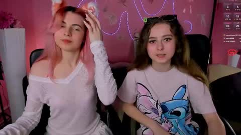 rebecca_smile_ online show from May 16, 7:12 pm