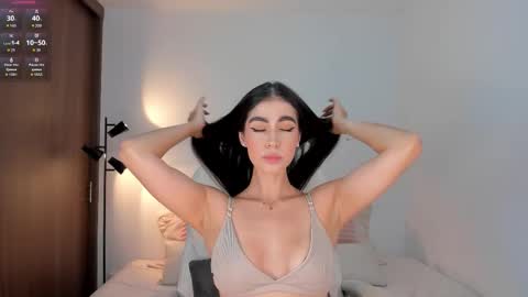 Snapshot of rebeccabaxter chatting on February 25, 1:04 am Rebecca online show from February 25, 1:04 am