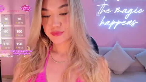 Snapshot of rebeccahudson_ chatting on March 5, 8:05 pm Rebe online show from March 5, 8:05 pm