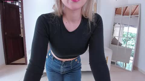 Rebe online show from June 29, 6:19 pm