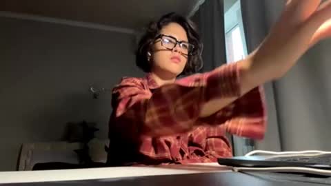 Snapshot of rebeccatumbleson chatting on October 19, 12:06 pm Rebecca online show from October 19, 12:06 pm