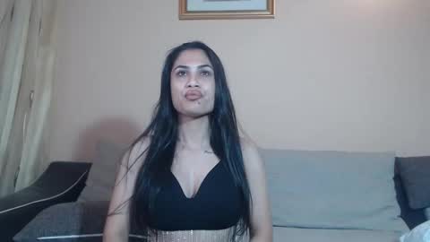 rebecka_sweet online show from May 17, 1:18 pm