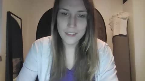 Snapshot of rebornrao chatting on October 29, 12:40 pm Keely KeKe Kiwi online show from October 29, 12:40 pm