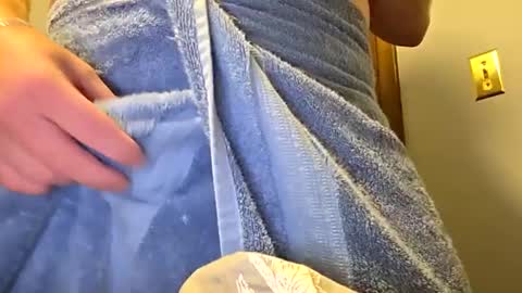 Snapshot of red24devils chatting on September 30, 6:40 am red24devils online show from September 30, 6:40 am