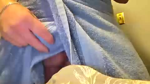 Snapshot of red24devils chatting on October 13, 7:03 pm red24devils online show from October 13, 7:03 pm