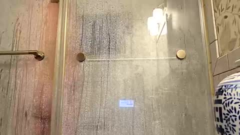 Snapshot of red24devils chatting on October 22, 11:21 am red24devils online show from October 22, 11:21 am