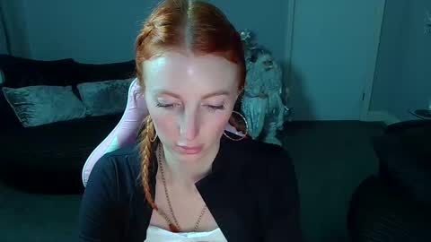 Red -  online show from December 16, 10:56 pm