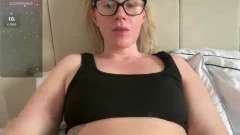 Rosie online show from February 17, 2:15 pm