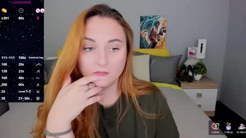 Snapshot of red_naughtyfox chatting on September 21, 5:36 pm Lessy Fox online show from September 21, 5:36 pm