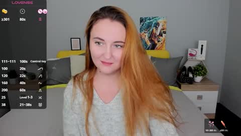 Snapshot of red_naughtyfox chatting on October 2, 6:37 pm Lessy Fox online show from October 2, 6:37 pm