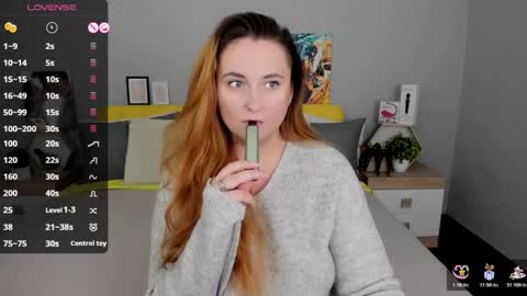 Snapshot of red_naughtyfox chatting on January 11, 6:13 pm Lessy Fox online show from January 11, 6:13 pm