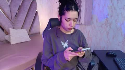 Snapshot of red_pandaa chatting on May 31, 2:53 am red_pandaa online show from May 31, 2:53 am