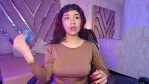 Snapshot of red_pandaa chatting on June 5, 3:24 am red_pandaa online show from June 5, 3:24 am