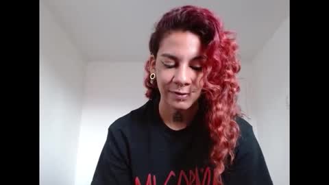 Snapshot of red_savage_ chatting on March 5, 3:41 pm Instagram Valerie yourdream online show from March 5, 3:41 pm