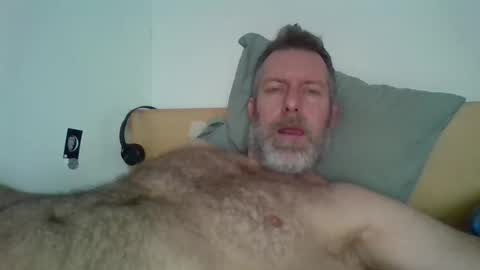 Snapshot of redandbluecloud chatting on January 17, 8:30 am Red online show from January 17, 8:30 am