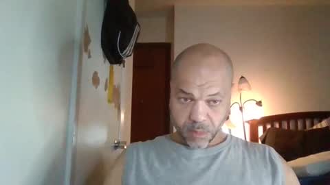 Snapshot of redbone441 chatting on January 12, 11:15 am Redbone online show from January 12, 11:15 am