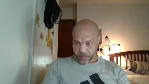 Snapshot of redbone441 chatting on February 7, 10:08 am Redbone online show from February 7, 10:08 am