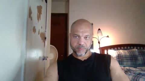 Redbone online show from April 1, 3:51 am