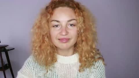 reddgirll online show from January 21, 4:48 pm