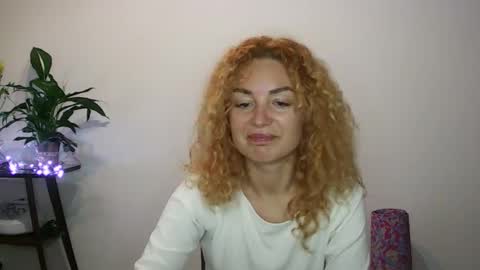 reddgirll online show from January 27, 8:07 pm