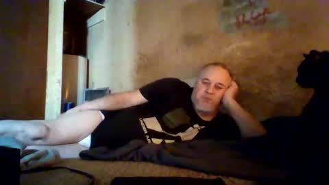 reddragon1195 online show from March 7, 5:21 pm