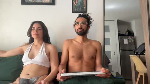 redfloweer online show from October 22, 1:22 pm