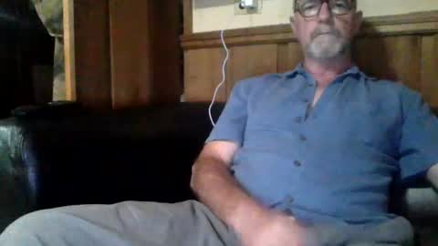Snapshot of redfox60010 chatting on June 29, 6:52 pm redfox60010 online show from June 29, 6:52 pm