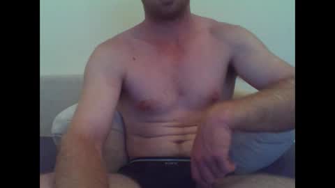 Snapshot of redfur_tigrrluvr chatting on January 22, 1:10 am redfur_tigrrluvr online show from January 22, 1:10 am