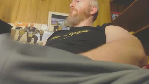 theredhead4fun online show from November 17, 6:03 pm