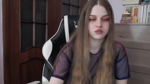 Lily online show from October 29, 2:03 am