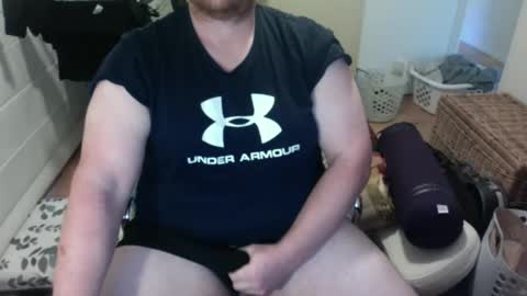 Snapshot of redheaded_aus chatting on February 17, 1:15 am Burt Macklin online show from February 17, 1:15 am