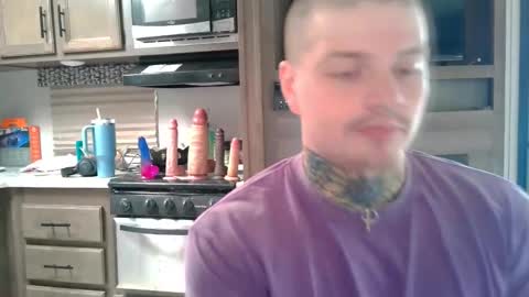 Snapshot of redinthebed chatting on December 17, 4:11 pm InkedGinger online show from December 17, 4:11 pm