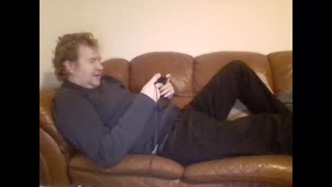 Snapshot of redlols chatting on January 19, 2:47 am redlols online show from January 19, 2:47 am