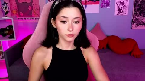 Kiara online show from May 2, 8:36 pm