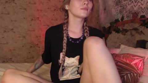 Ana online show from September 20, 3:02 pm