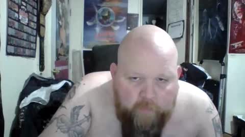 Snapshot of redrumthefool chatting on April 4, 9:01 pm The fool online show from April 4, 9:01 pm