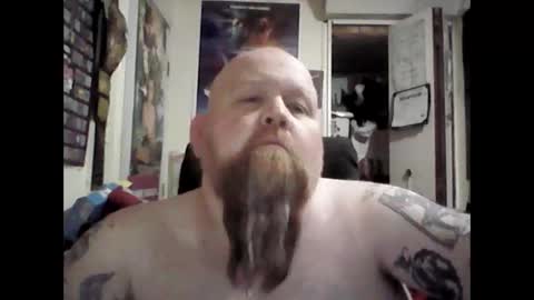 Snapshot of redrumthefool chatting on April 24, 4:48 am The fool online show from April 24, 4:48 am
