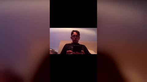 Snapshot of redspider1543 chatting on April 26, 12:30 am Redspider154 online show from April 26, 12:30 am