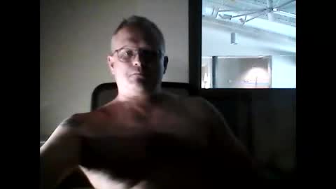 Snapshot of redstone700xxx chatting on February 16, 8:16 pm redstone700xxx online show from February 16, 8:16 pm